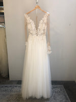 Daalarna Couture | FLK828 Sample Wedding Gown