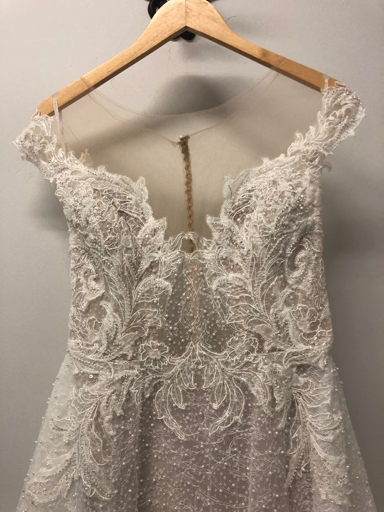 Watters | Marjaan Sample Wedding Gown