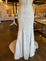 Georgia Young | Fitzroy Sample Wedding Gown