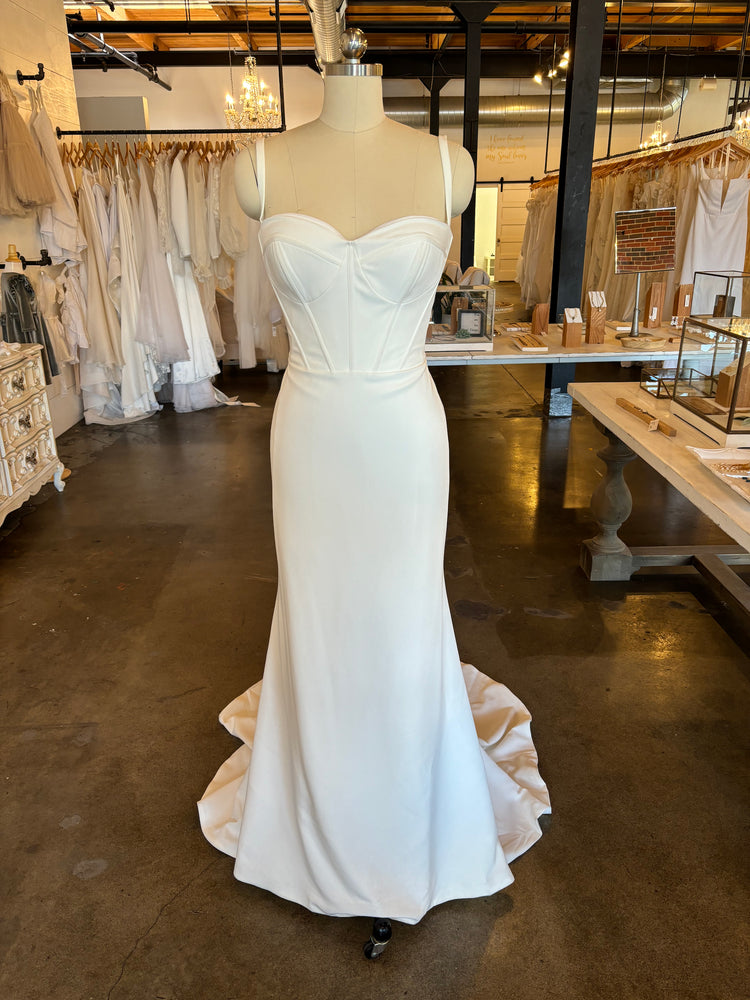 Evie Young Sutton Sample Wedding Gown - Main Image