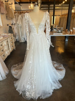 Modern Elegance Wedding Dress