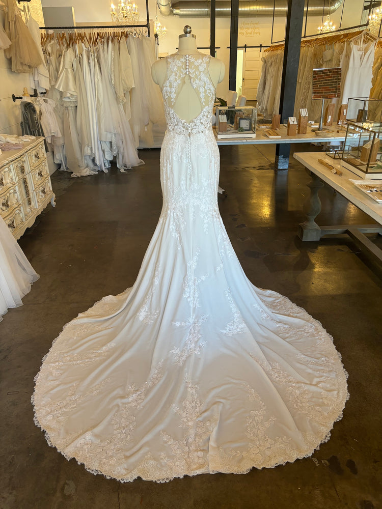 Beautiful Wedding Dress with Train