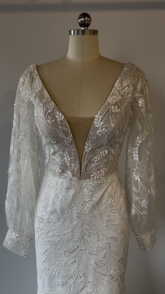 Kelly Faetanini | Ren Sample Wedding Gown