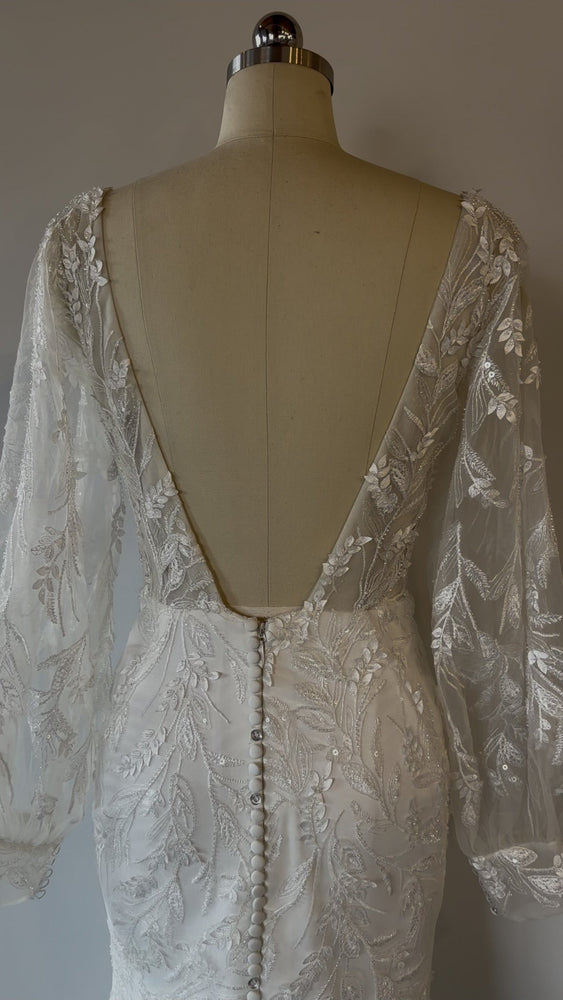 Kelly Faetanini | Ren Sample Wedding Gown