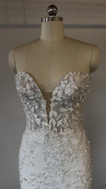 Kelly Faetanini |Elin Sample Wedding Gown