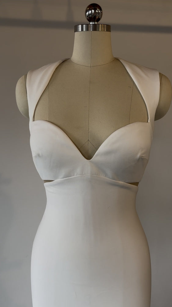 Pronovias | Aman Sample Wedding Gown
