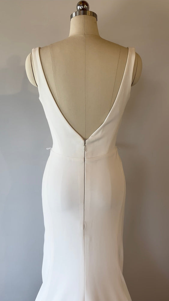 Karen Willis Holmes | Imogen Sample Wedding Gown