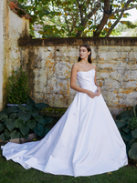 Allison Webb | Saxon Sample Wedding Gown