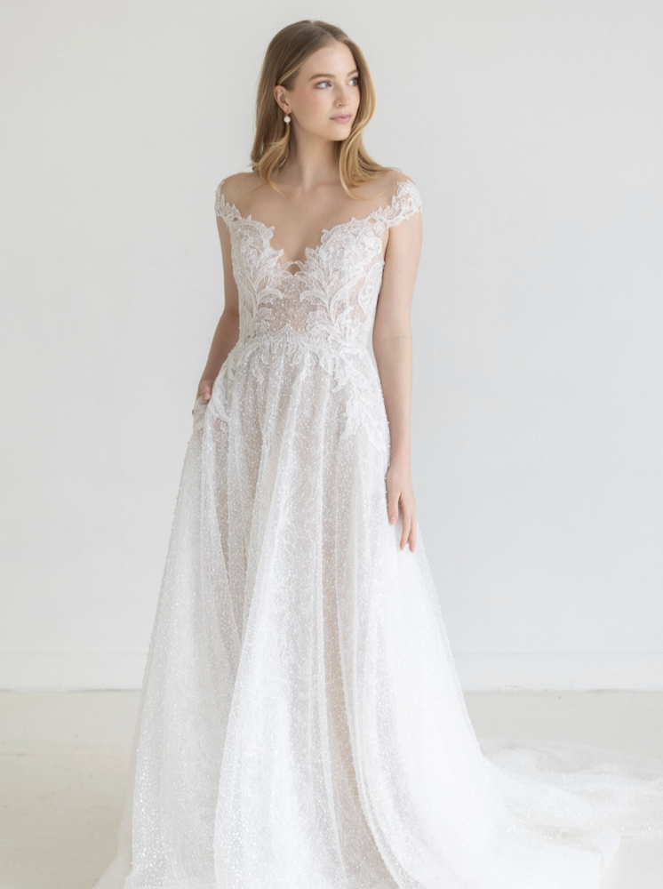 Watters | Marjaan Sample Wedding Gown