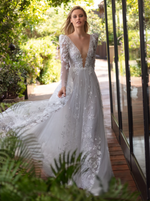 Neta Dover | Florence Sample Wedding Gown