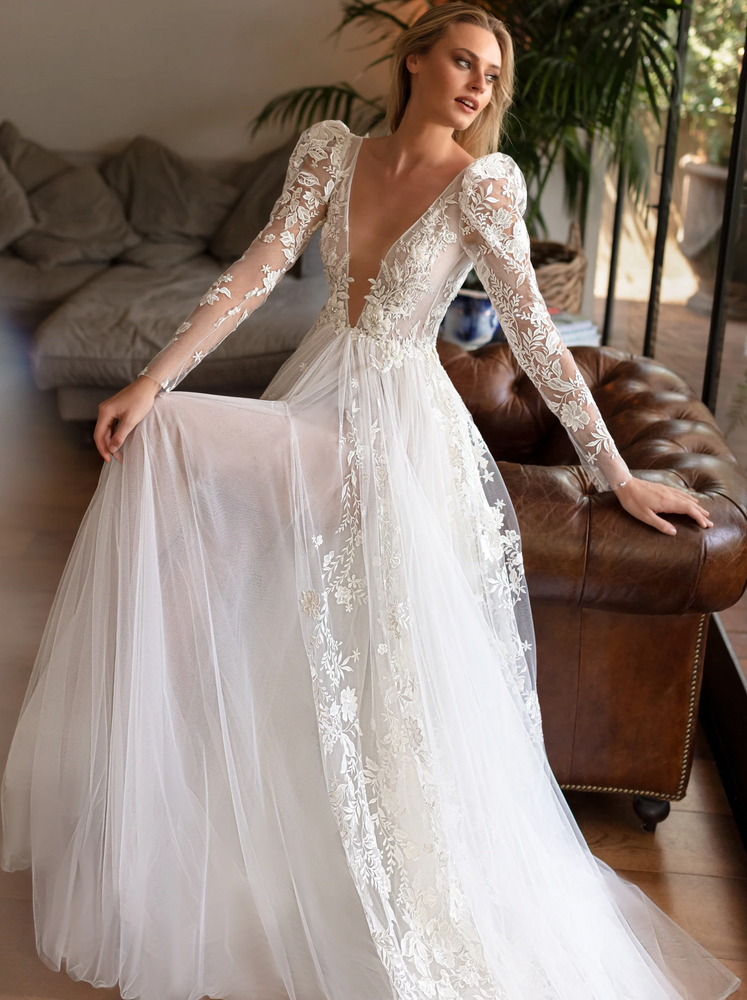 Neta Dover | Florence Sample Wedding Gown