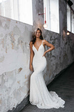 Renee Grace | Delaney Sample Wedding Gown