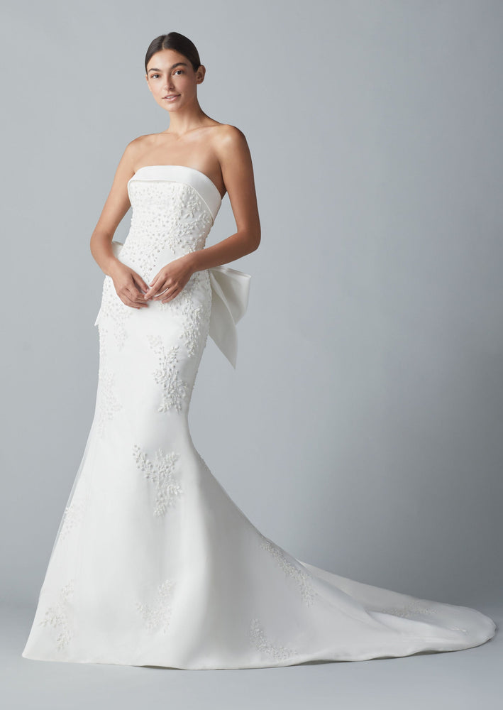 Allison Webb | Essex Sample Wedding Gown