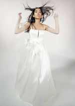 Vera Wang | Promesa Sample Wedding Gown