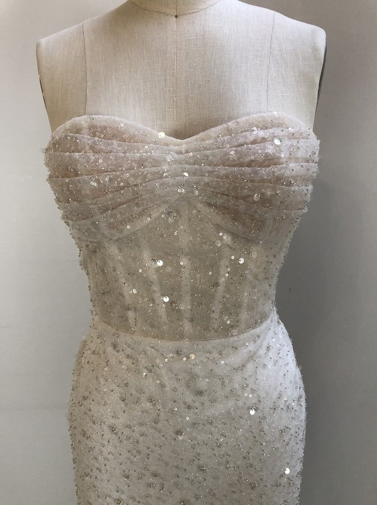 Vera Wang | Lilie Sample Wedding Gown
