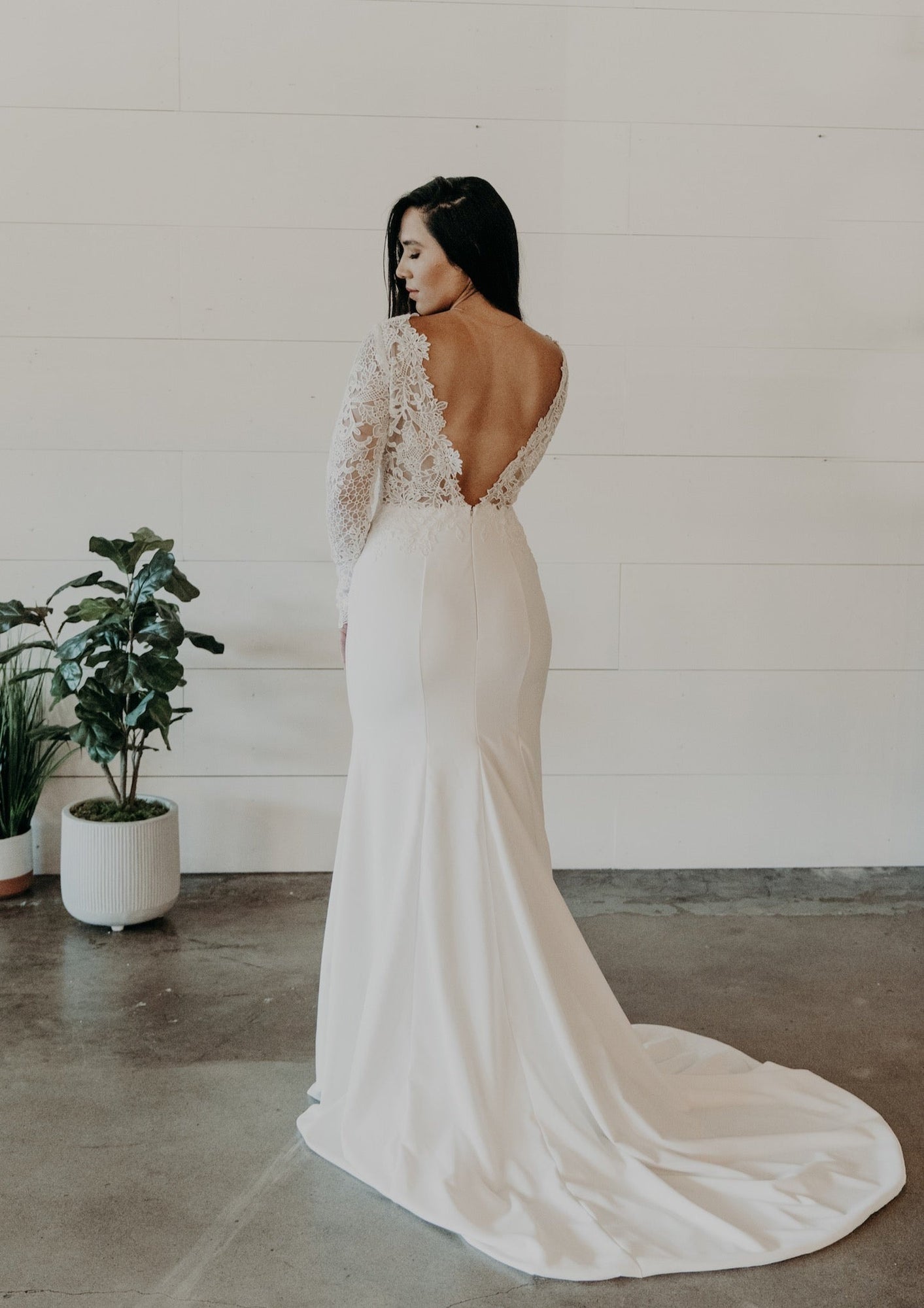 What is a Wedding Dress Sample Sale? - Runaway Bridal